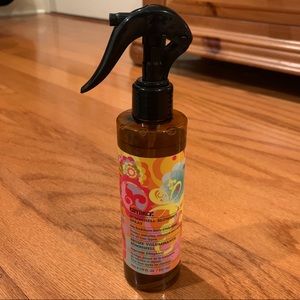 Full size Amika bombshell blowout spray